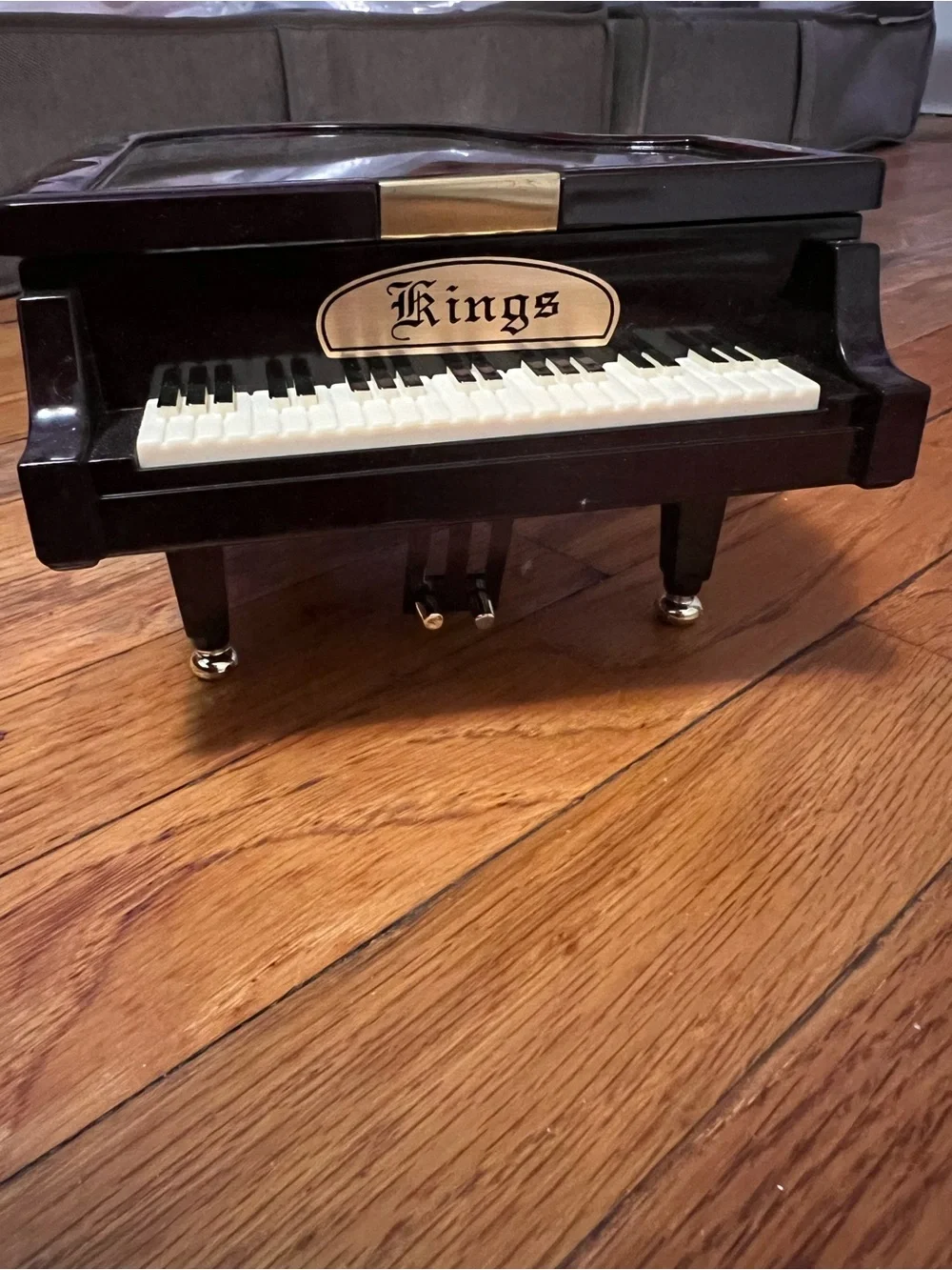 Vintage Kings Grand Piano Jewelry Winding Musical Box